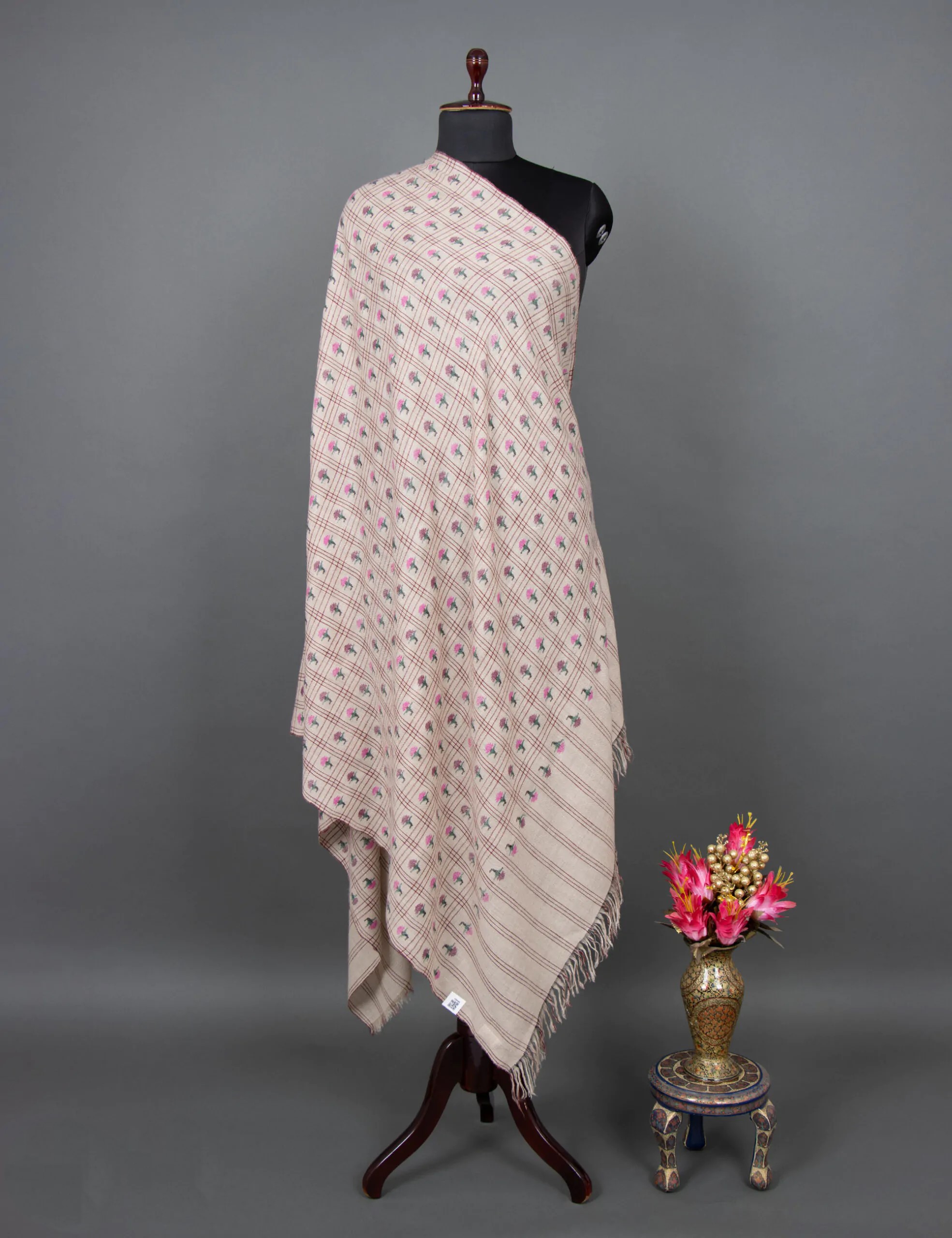 Bouquet Checkered Kani Pashmina Shawl
